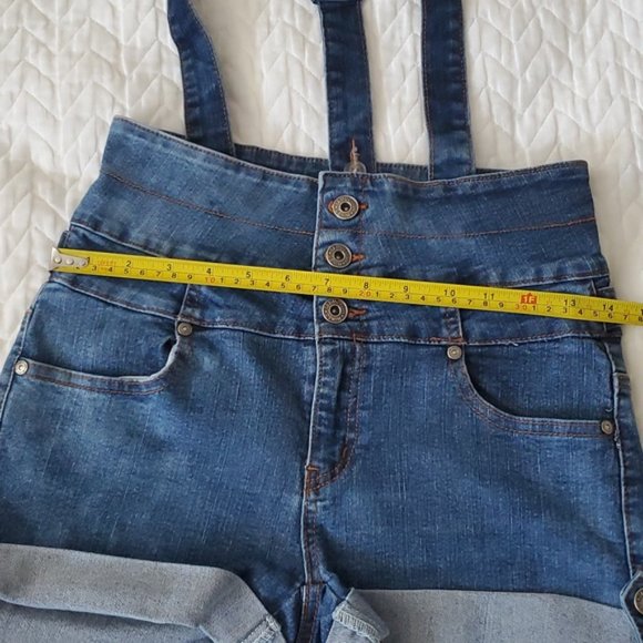 Vintage- Retro High Rise Overall Denim Shorts - Picture 5 of 15